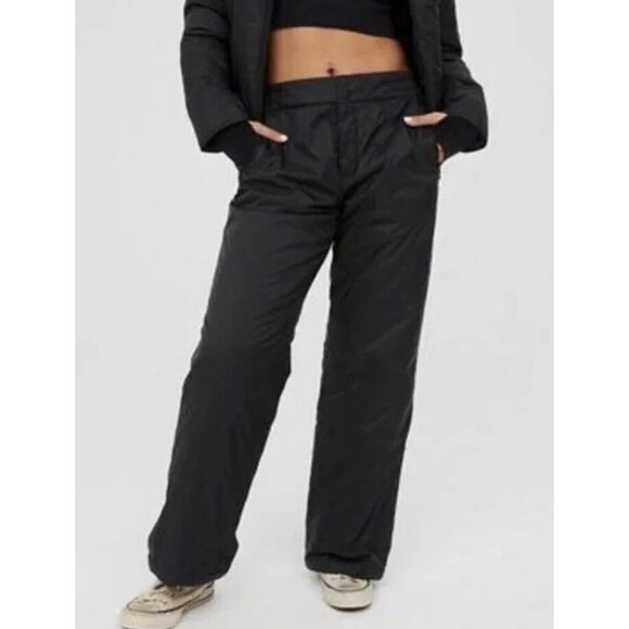 OFFLINE BY AERIE Chillside Snow Ski Puffer Black Pants Women's SMALL NWT - Picture 1 of 15